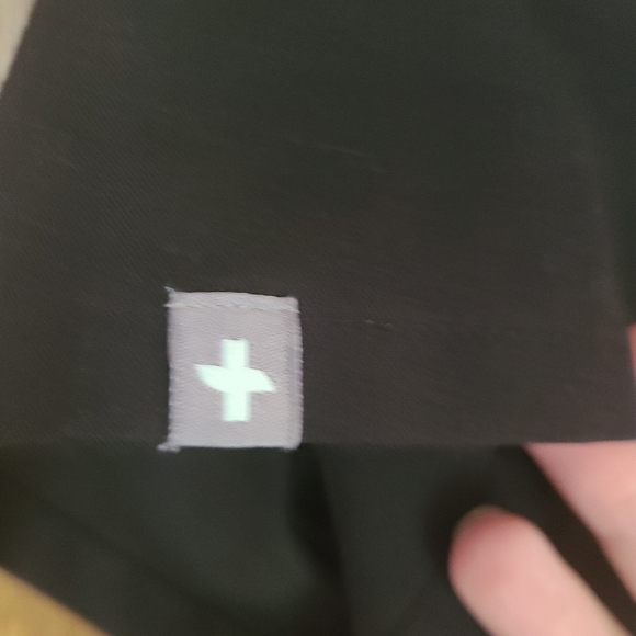 Figs Technical Collection Black Scrub Top in Size Small - Picture 5 of 7